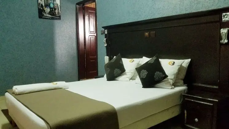 Classic Tek Büyük Yataklı Oda