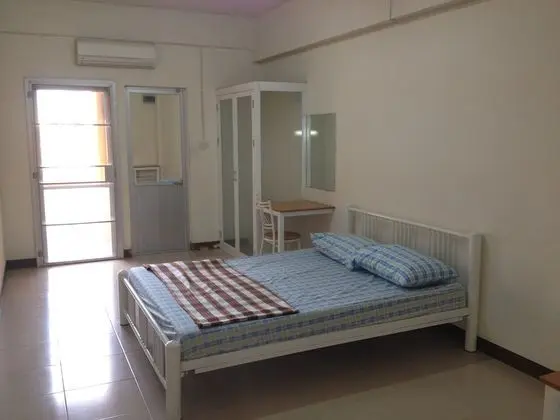 Standard Tek Büyük Yataklı Oda, Köşe