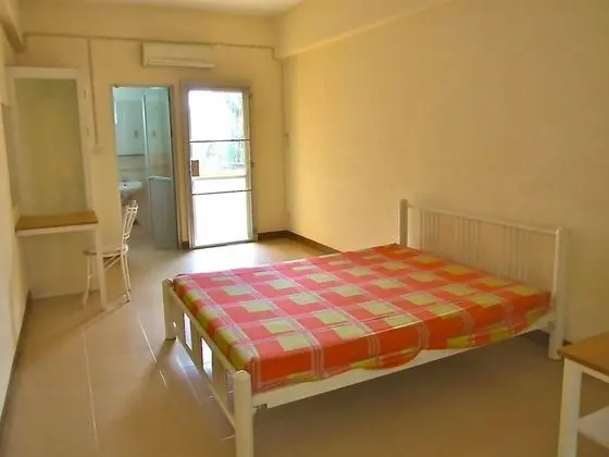 Standard Tek Büyük Yataklı Oda, Köşe