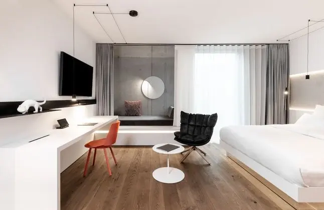 Deluxe Oda (incl. Lounge)
