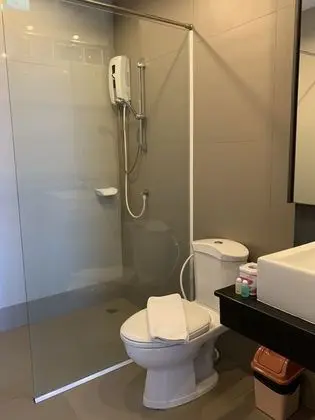 Tek Büyük veya İki Ayrı Yataklı Oda, Deniz Manzaralı