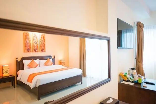 Deluxe Tek Büyük veya İki Ayrı Yataklı Oda, Balkon