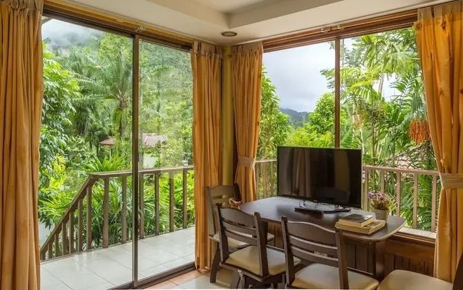 Three Bedrooms Villa (No.3)