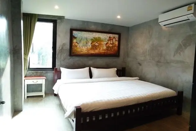 Three Bedrooms Villa (No.9)