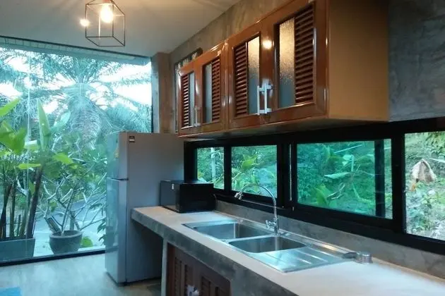 Three Bedrooms Villa (No.9)