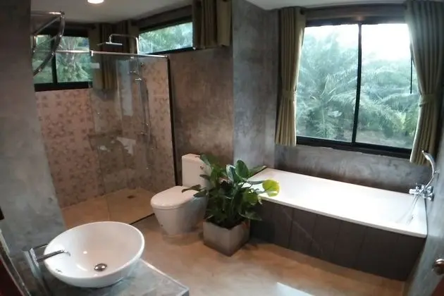 Three Bedrooms Villa (No.9)