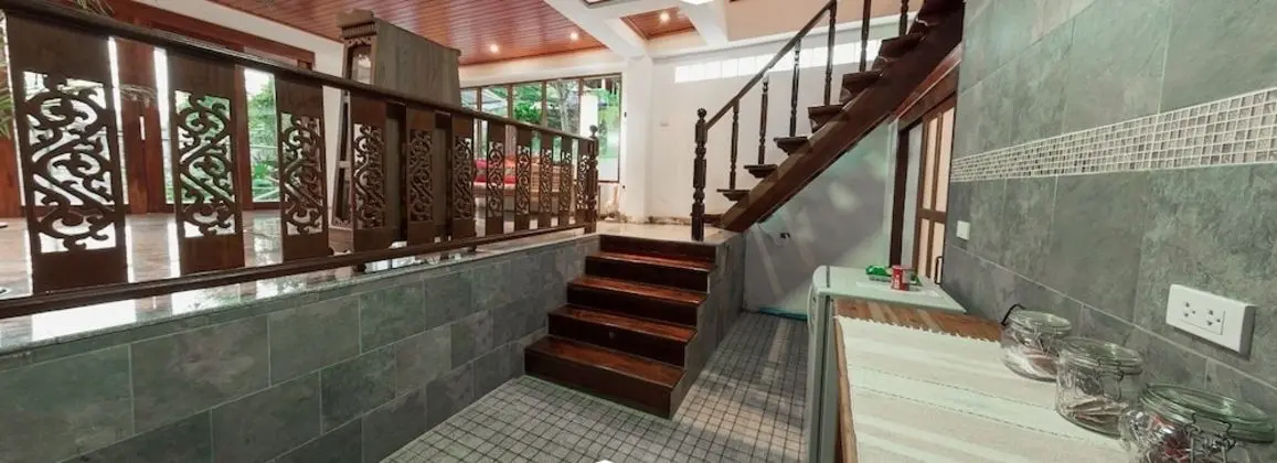 Grand Villa