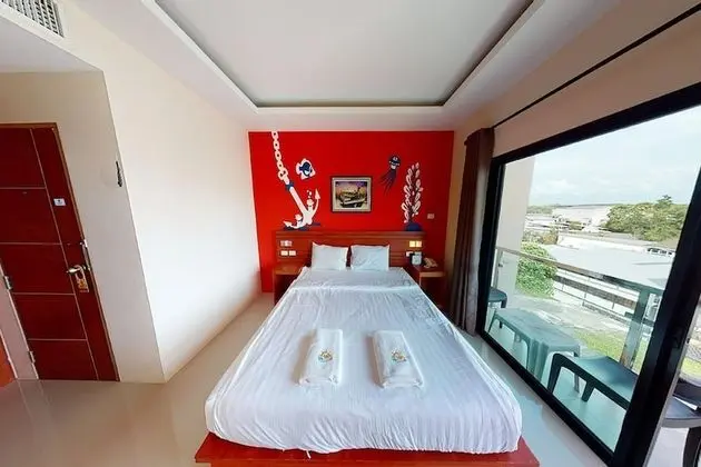 Tek Büyük Yataklı Oda, Balkon