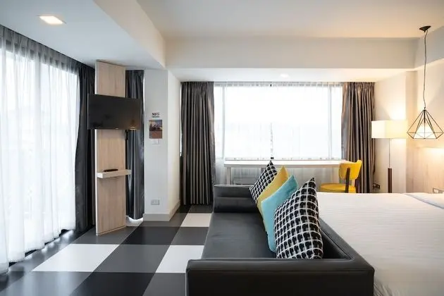 Corner Suite