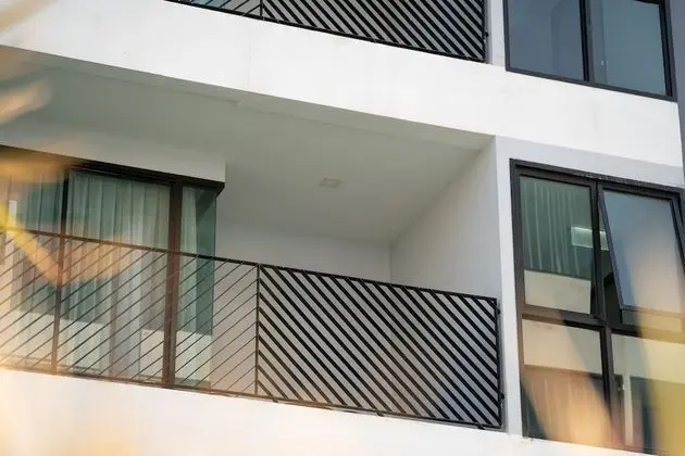 Corner Suite