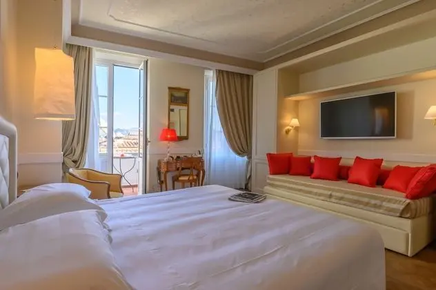 Deluxe Tek Büyük Yataklı Oda, Balkon