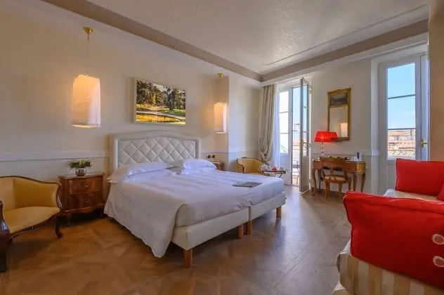 Deluxe Tek Büyük Yataklı Oda, Balkon