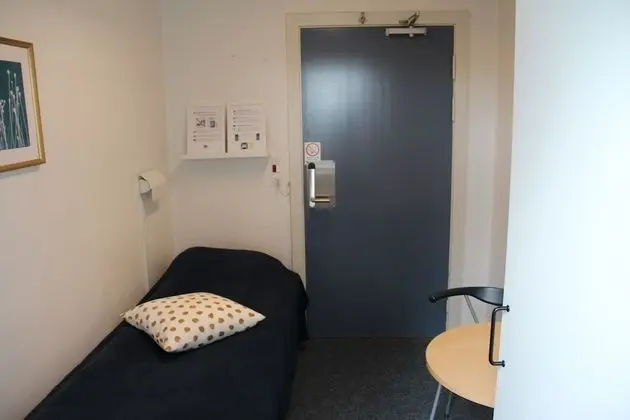 Basic Oda, 1 Tek Kişilik Yatak, Ortak Banyo