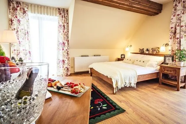 Deluxe Tek Büyük veya İki Ayrı Yataklı Oda