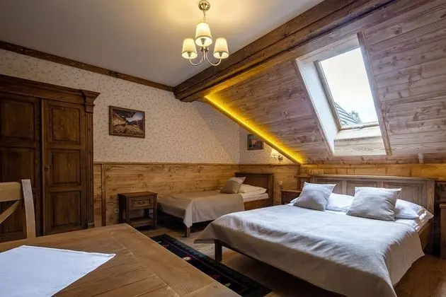 Tek Büyük veya İki Ayrı Yataklı Oda