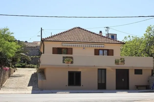 Ev (Krajka - H(4+1))