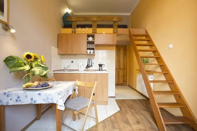 Apart Daire, 1 Yatak Odası, Küçük Mutfak