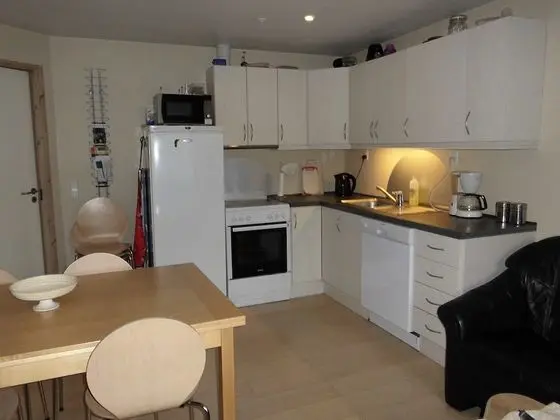 Tek Büyük Yataklı Oda, Ortak Banyo