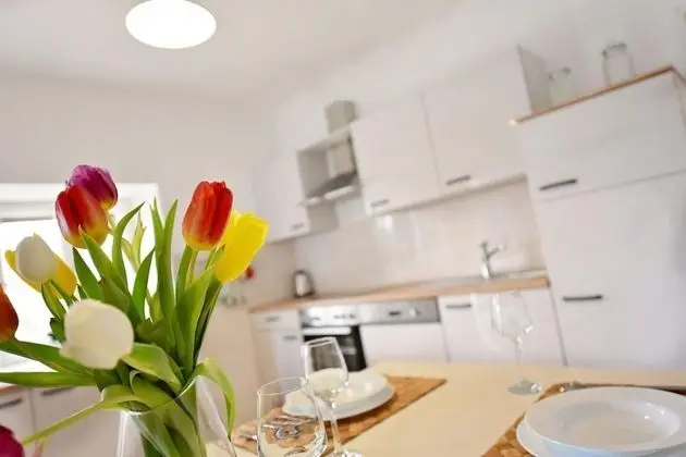 Villa, Sigara İçilebilir