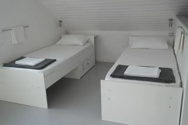 Ortak Ranzalı Oda, Sadece kadınlar için (6 beds)