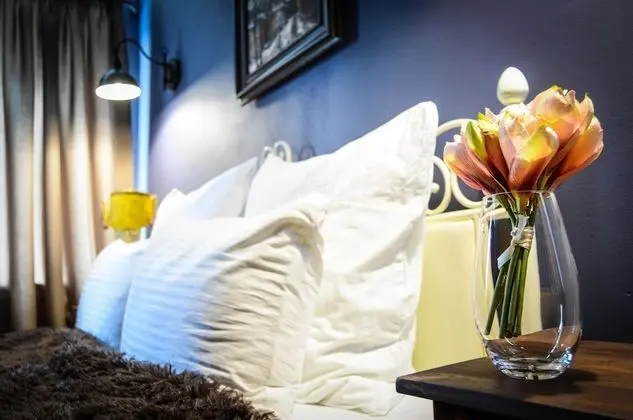 Comfort Tek Büyük Yataklı Oda
