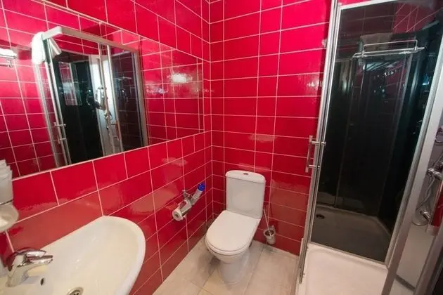 Standard Tek Büyük Yataklı Oda