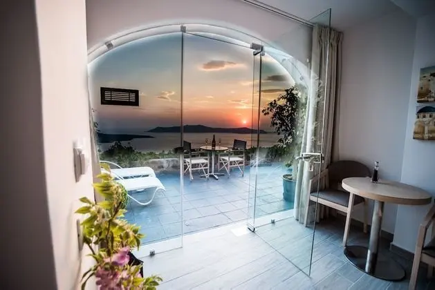 Standard Suite, Sea View
