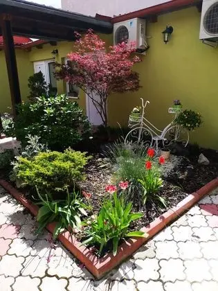 Family Oda, Bahçe Manzaralı (5 beds)