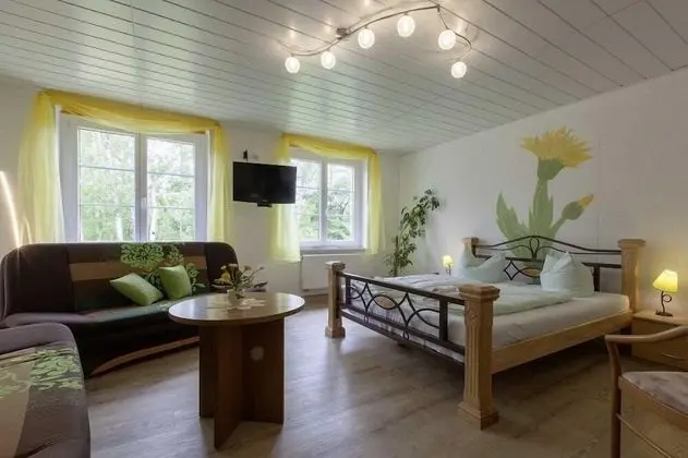 Classic Tek Büyük Yataklı Oda