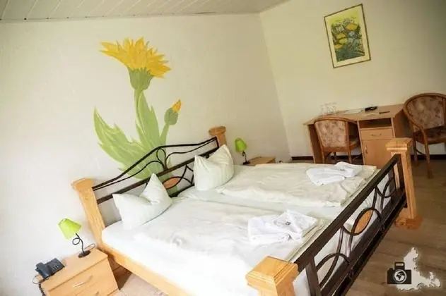 Classic Tek Büyük Yataklı Oda