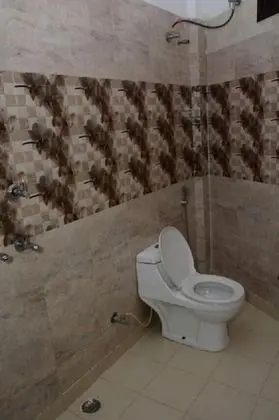 Luxury Tek Büyük Yataklı Oda
