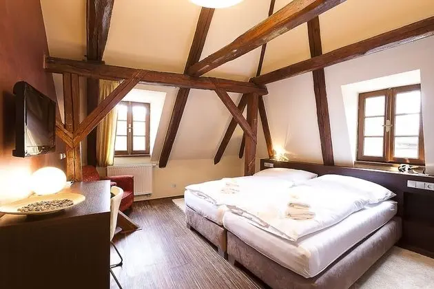 Standard Tek Büyük veya İki Ayrı Yataklı Oda