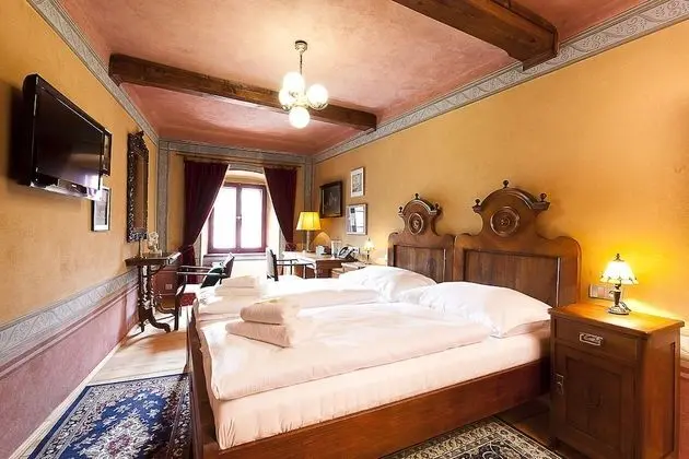 Standard Tek Büyük veya İki Ayrı Yataklı Oda