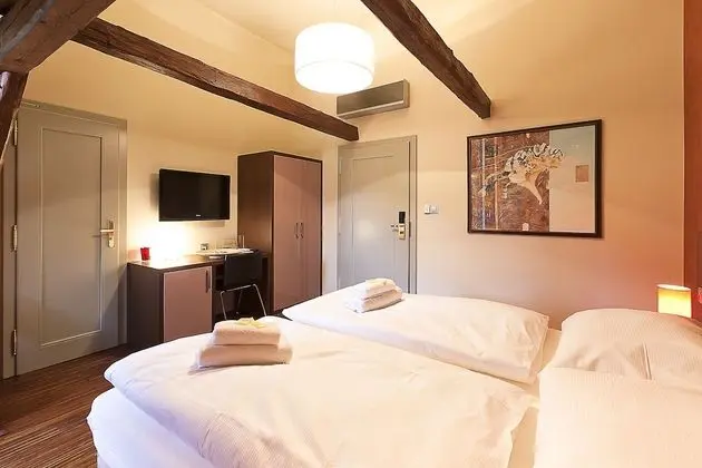 Standard Tek Büyük Yataklı Oda