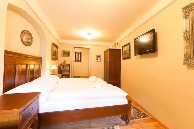 Standard Tek Büyük Yataklı Oda