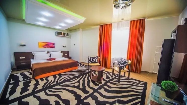 Deluxe Tek Büyük Yataklı Oda, 1 Çift Kişilik Yatak ve Çekyat