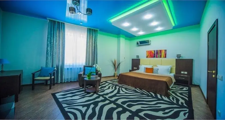 Deluxe Tek Büyük Yataklı Oda, 1 Çift Kişilik Yatak ve Çekyat