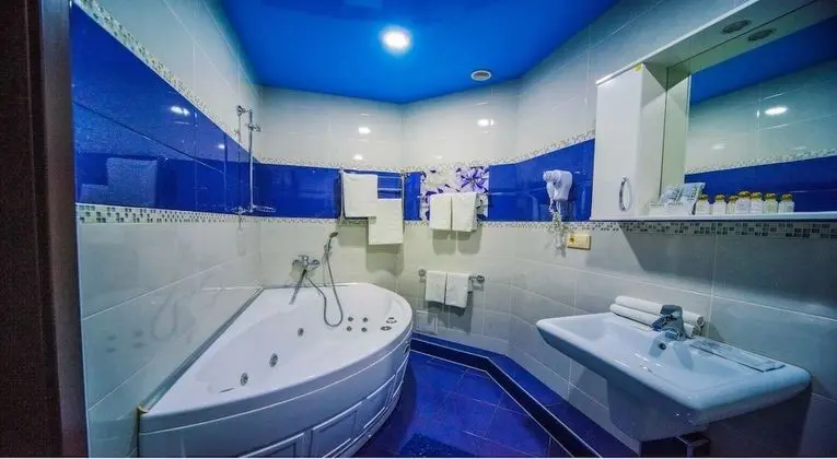 Deluxe Tek Büyük Yataklı Oda, 1 Çift Kişilik Yatak ve Çekyat