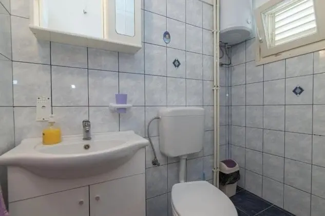 Apart Daire (Krešo - 100 m from sea - A1 desni(4+)