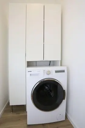 Ev (Kreso - with pool - H(8))