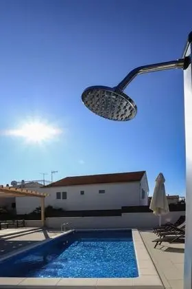 Ev (Kreso - with pool - H(8))