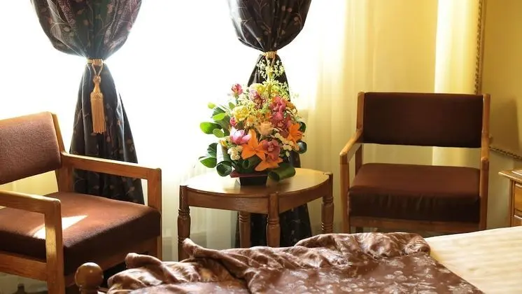 Comfort Tek Büyük Yataklı Oda