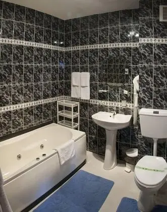 Comfort Tek Büyük Yataklı Oda