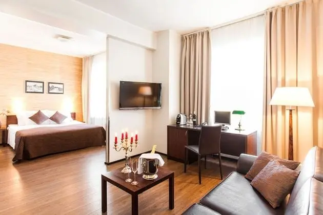 Zen Deluxe with Spa Bath (Morning Sauna Included)