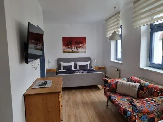 Comfort Tek Büyük Yataklı Oda