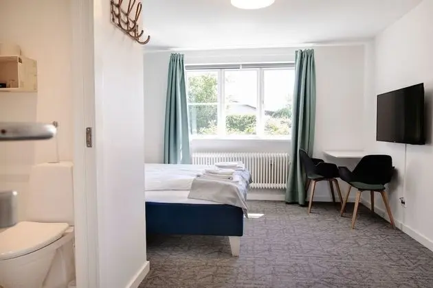 Basic Tek Büyük Yataklı Oda