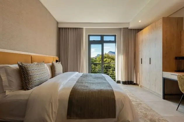 Comfort Tek Büyük veya İki Ayrı Yataklı Oda
