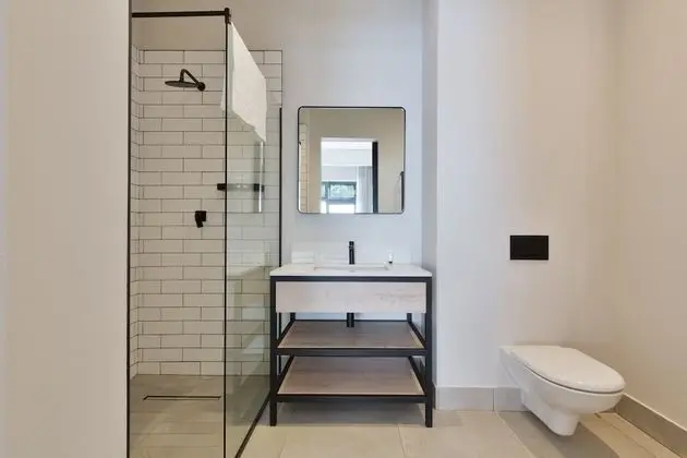 Comfort Tek Büyük veya İki Ayrı Yataklı Oda