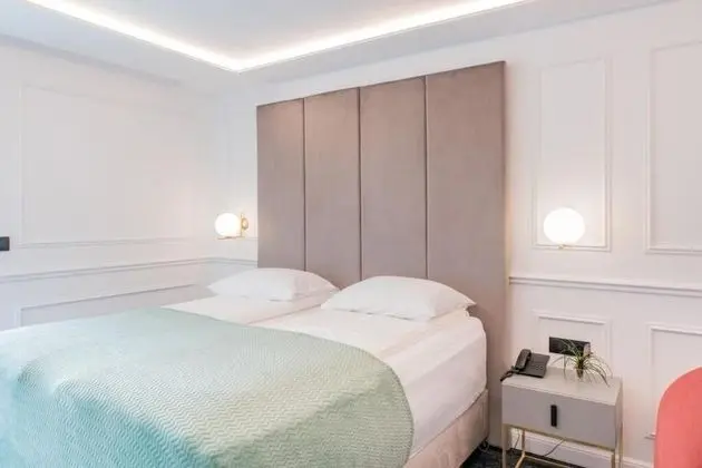 Deluxe Tek Büyük Yataklı Oda, Balkon, Deniz Manzaralı