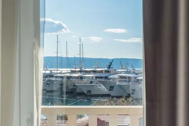 Deluxe Üç Kişilik Oda, Balkon, Deniz Manzaralı